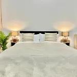 Bunker-studio Zentral Business Messe Appartement *